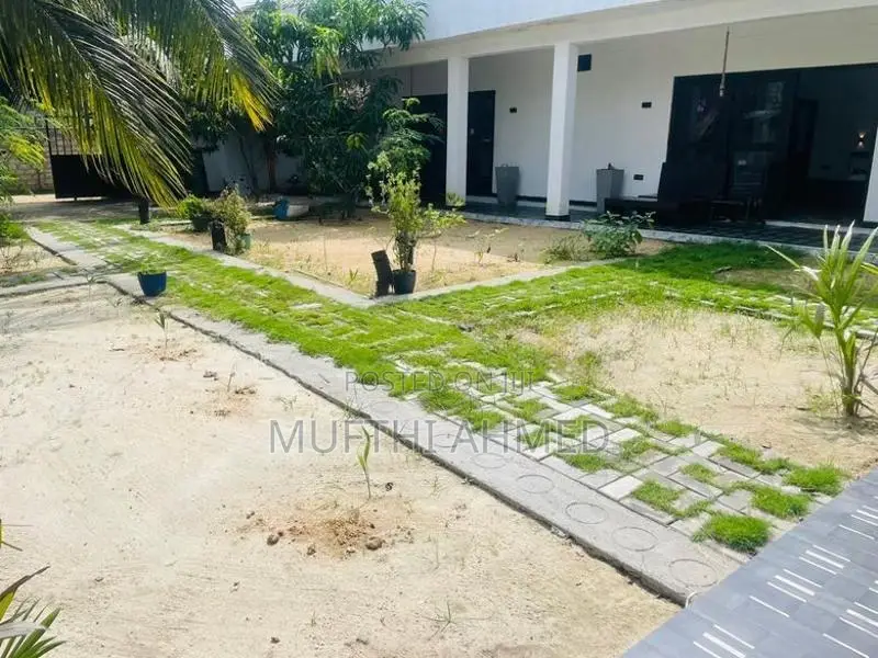 House for sale - Pottuvil