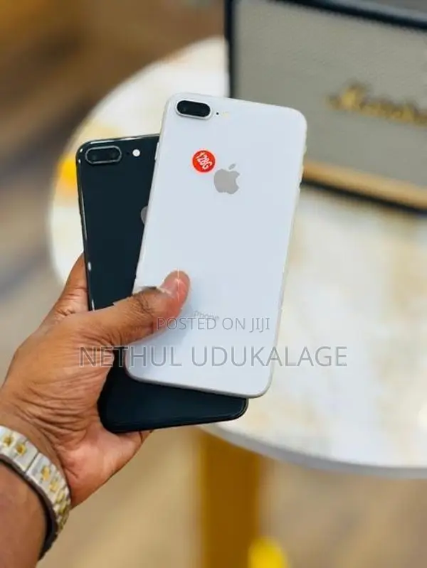 Apple iPhone 8 Plus 128GB (Used)