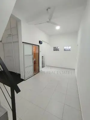 3-Unit House for Sale – Samudrasanna Road (near Galle Road)