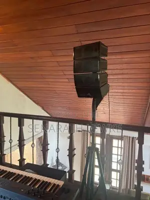 Avvox Powered Speakers Systems