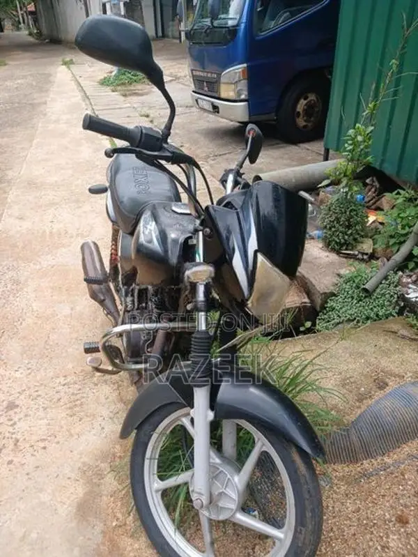 Bajaj Platina 2010
