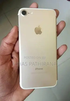 Apple iPhone 7 (Used)