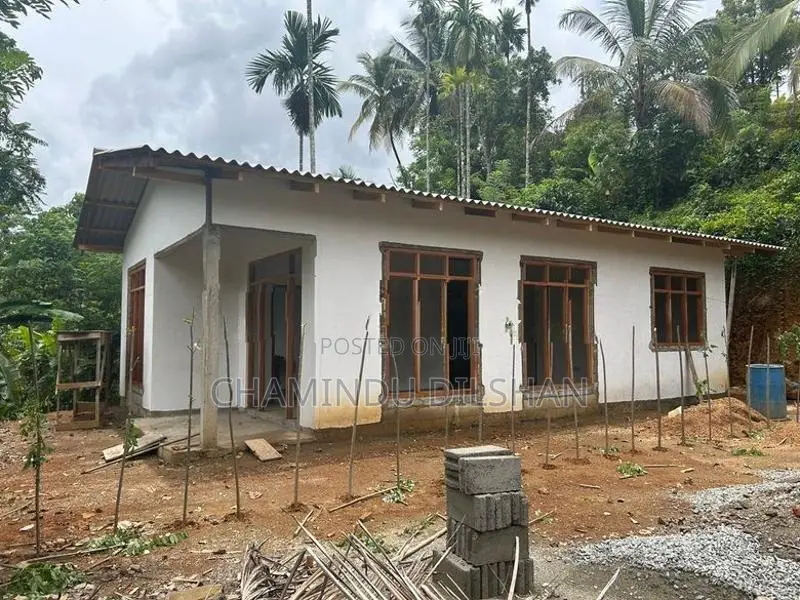 House for Sale in Nawalpitiya