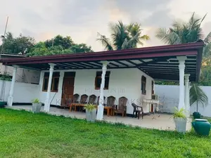 House with Land for Sale - Kaduwela