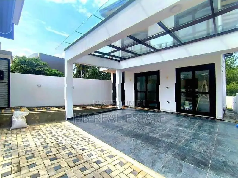 Architecture Designed Super Luxury Two Storey House Kahanthota