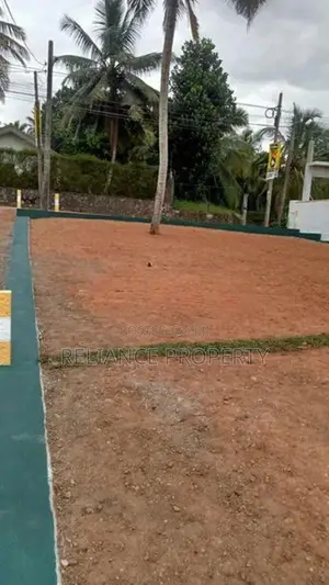 Super Land in Piliyandala - Honnanthara