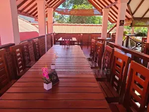 Hotel for Sale in Wadduwa (Pohaddaramulla)
