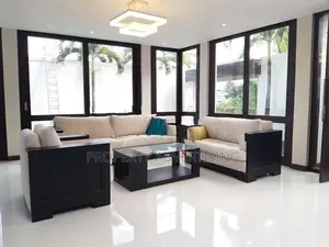 4BR Battramulla Elegantly Build House for sale in Battaramulla