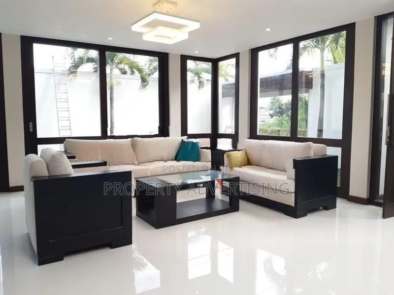 4BR Battramulla Elegantly Build House for sale in Battaramulla