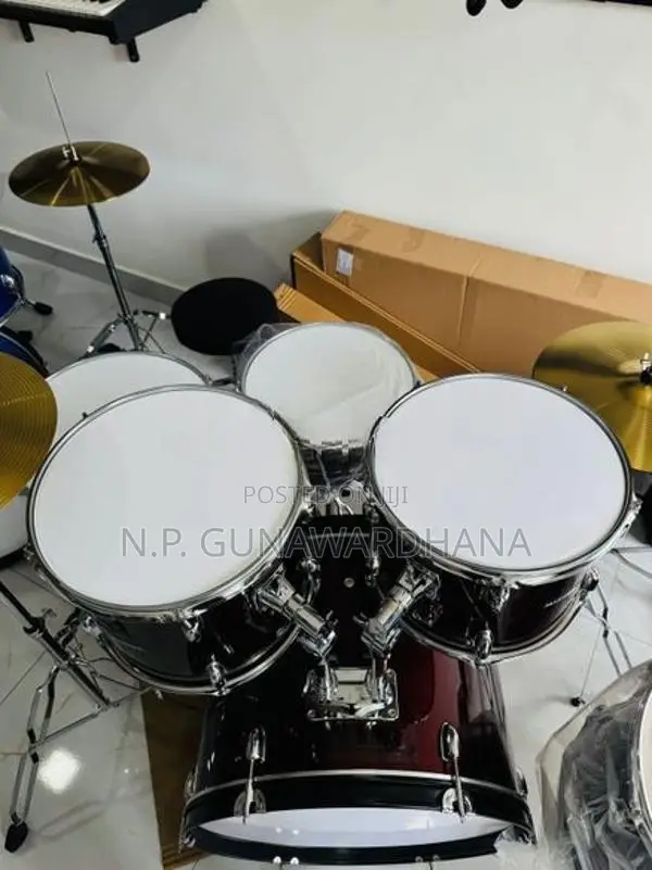 Brandnew Acoustic Drum Set
