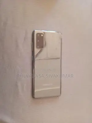 Samsung Galaxy S20 5G (Used)
