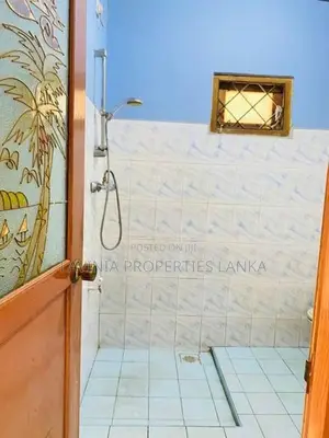 Prime Residential House Near Maharagama Town - ISU004H