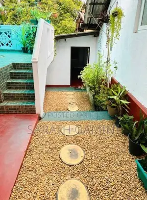 ඇනෙක්ස් එකක් කුලියට දීම කඩවත