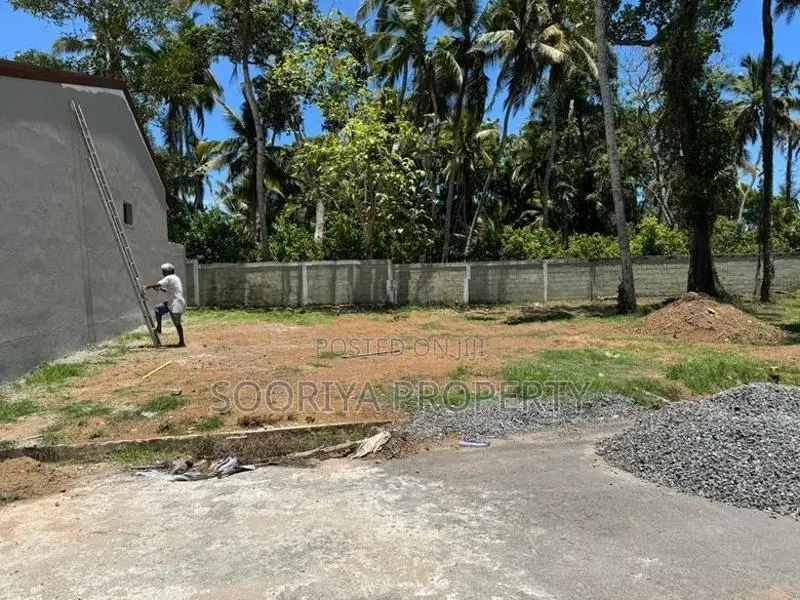 Superb Location Land for Sale in Piliyandala