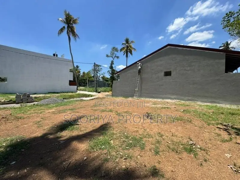 Superb Location Land for Sale in Piliyandala