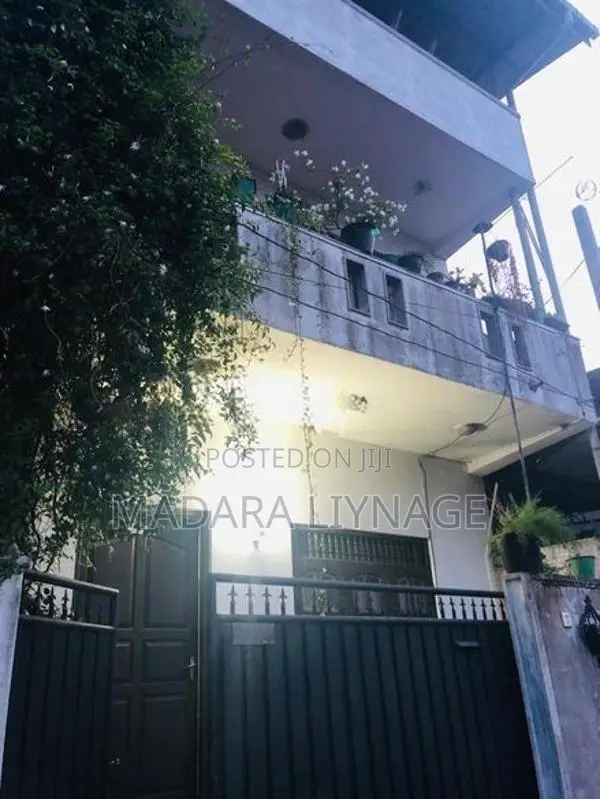 Rooms for Rent – University/ Executive Ladies only (sharing) Nugegoda