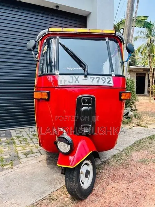 Bajaj RE 2004