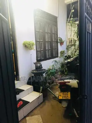 Rooms for Rent – University/ Executive Ladies only (sharing) Nugegoda