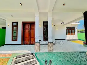 අත උඩ වටින නිවස විකිණීමට මීගමුව දලුවකොටුව