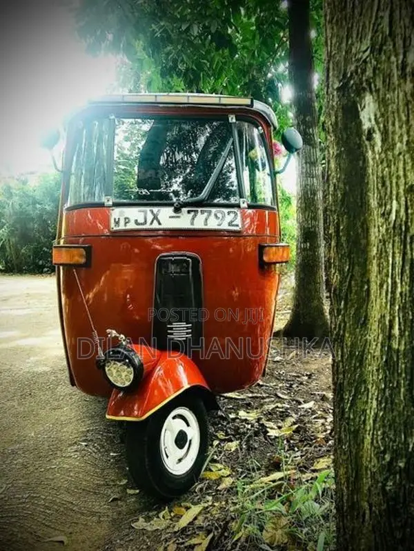 Bajaj RE 2004