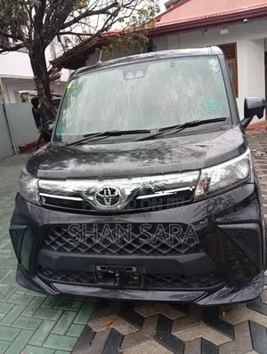 Toyota Roomy X 2023