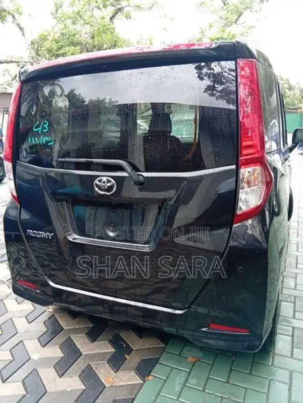 Toyota Roomy X 2023