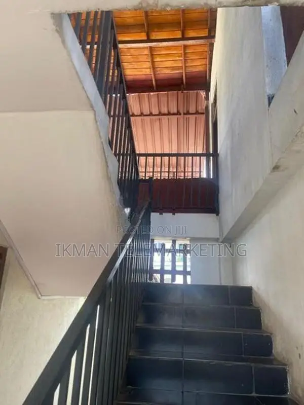 Upstairs House for Rent In Wattala