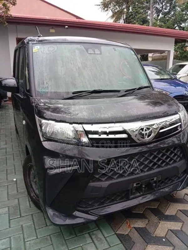 Toyota Roomy X 2023