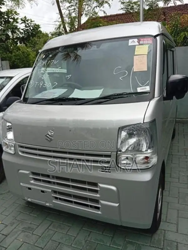 Suzuki Every 2023