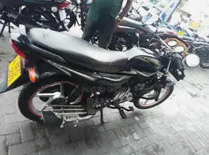 Bajaj Platina 2017