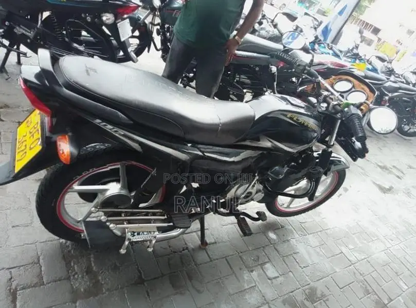Bajaj Platina 2017
