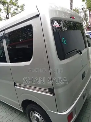 Suzuki Every 2023