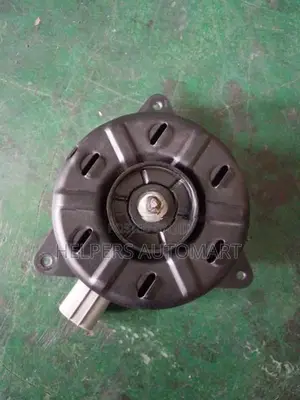 Toyota Belta P92 fan motor