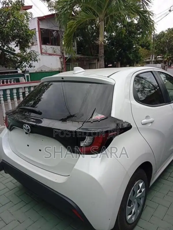 Toyota Yaris X limited 2023