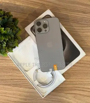 Apple iPhone 15 Pro Max 256GB (Used)