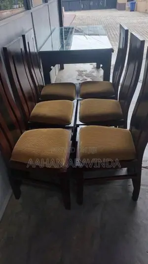 Dining Table with 6 Chair