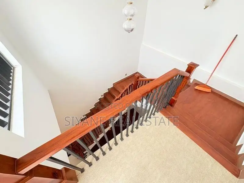 Beautiful Super Brand New Luxury House For Sale Battaramulla