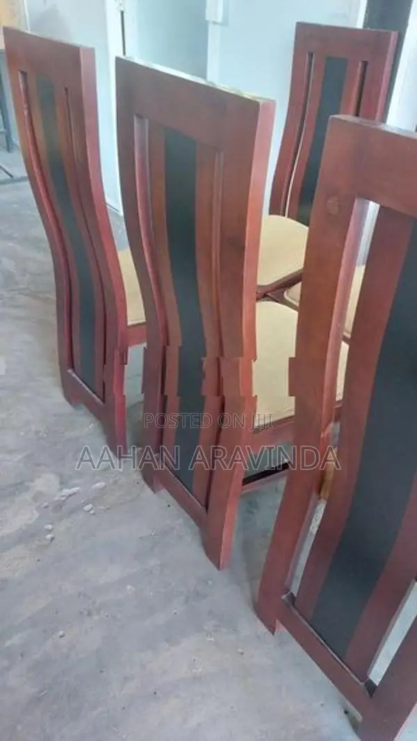 Dining Table with 6 Chair