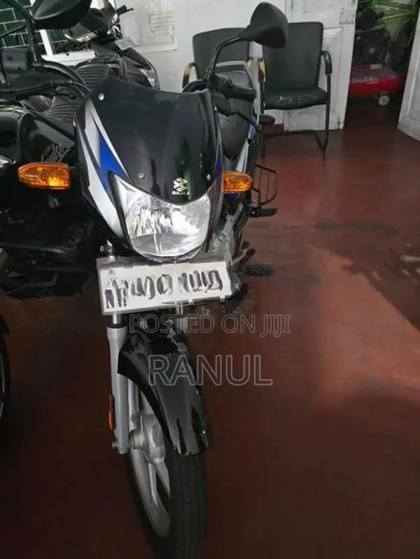 Bajaj Discover 2025