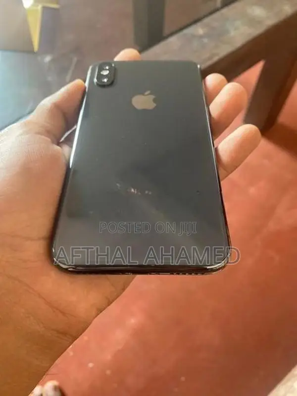Apple iPhone X (Used)