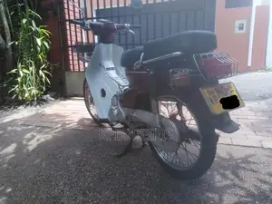 Senaro SUB 90 2005