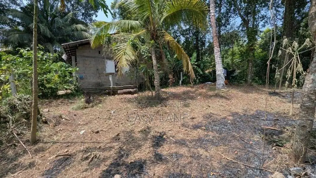 Land For Sale In Yakkala