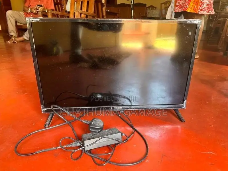 Singer Spectra 24 Inch LED TV