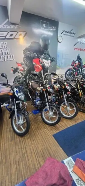 Bajaj CT100 2026