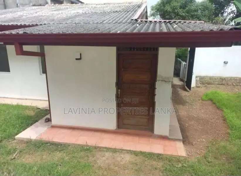 Single Storey House for Sale – Battaramulla (Jayawadanagama) - ISU006H