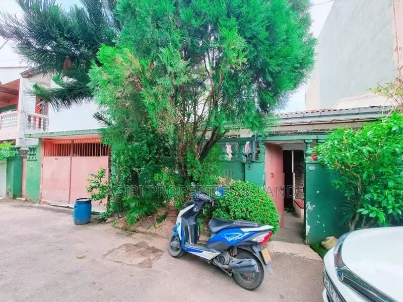 Two Storey House for Sale in Havelock City
