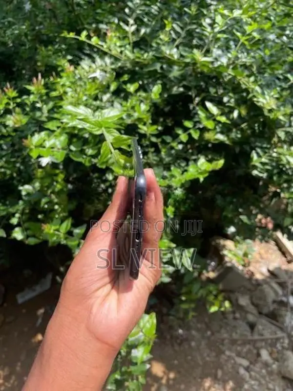 Infinix Hot 60 Pro+ 8GB 256GB (Used)