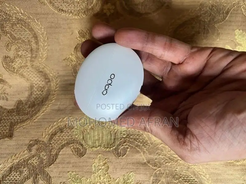 Oppo Enco Earbuds