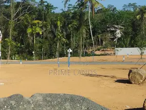 නේවාසික බිම් කොටස් කලුතර
