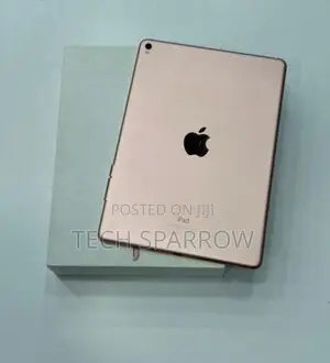 Apple iPad Pro 9.7 inch 32GB Wi-Fi